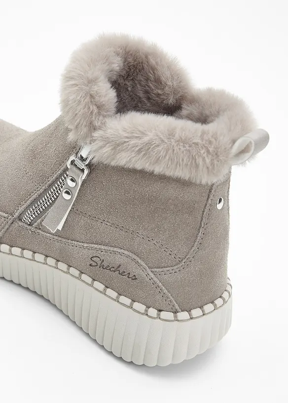 Känga från Skechers, Skechers