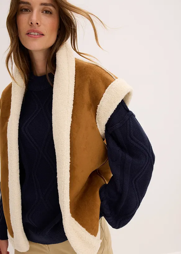 Oversizetr&ouml;ja med fl&auml;tstickning, bonprix