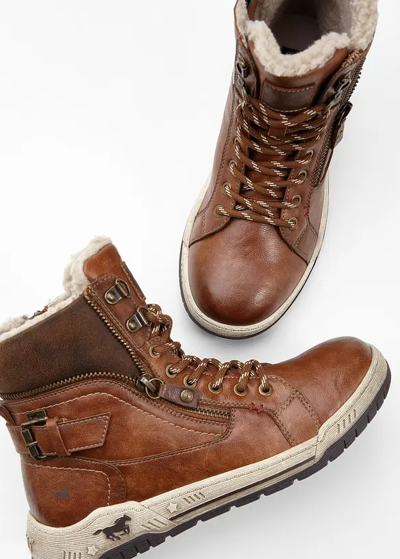 Sneakers med höga skaft från Mustang, Mustang