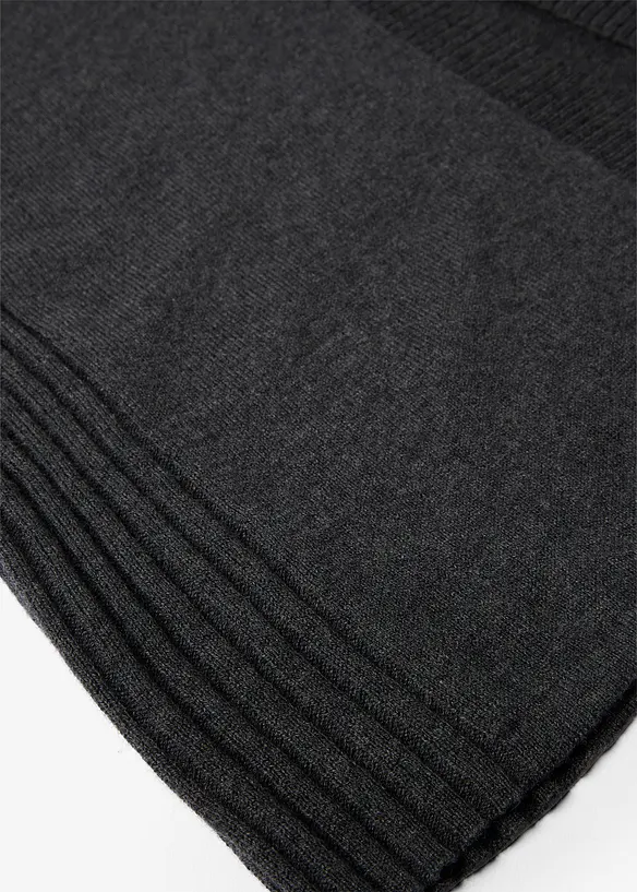 Stickad klänning i merinoull, bonprix