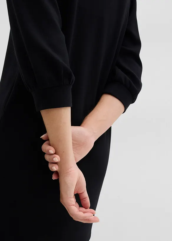 Klänning i viskosmix med mjukt fall, bonprix