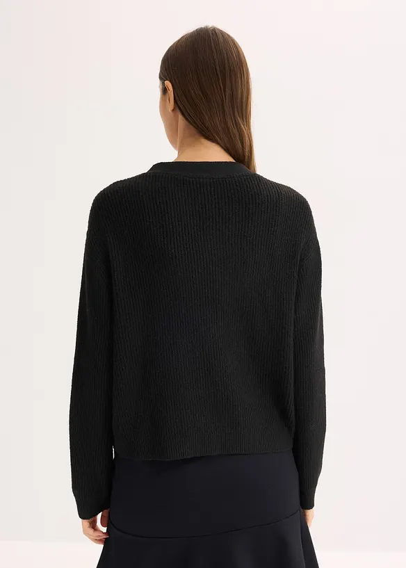 Stickad kofta i kort modell, bonprix