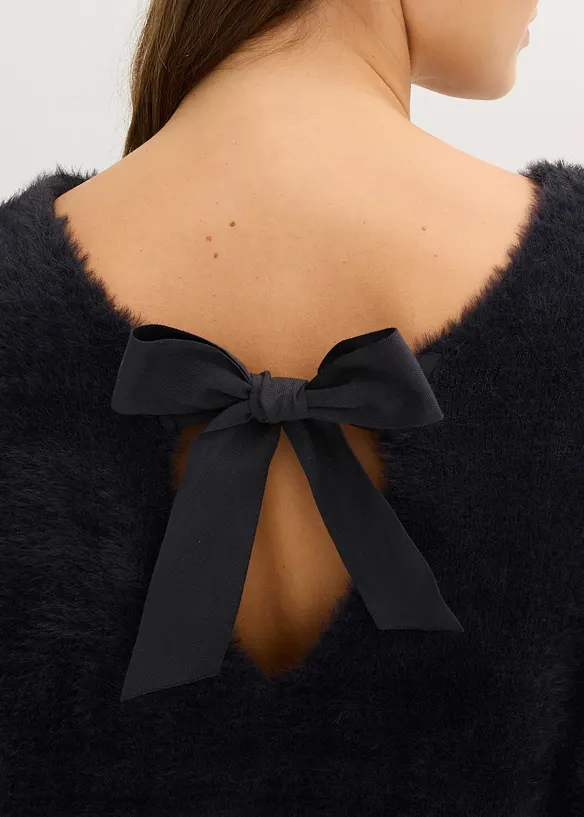 Lång tröja av mjukt fjädergarn, bonprix