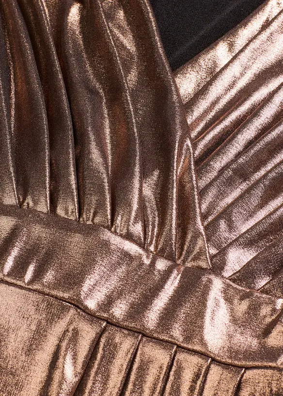 Aftonklänning i glansig och fintrådig jersey, bonprix