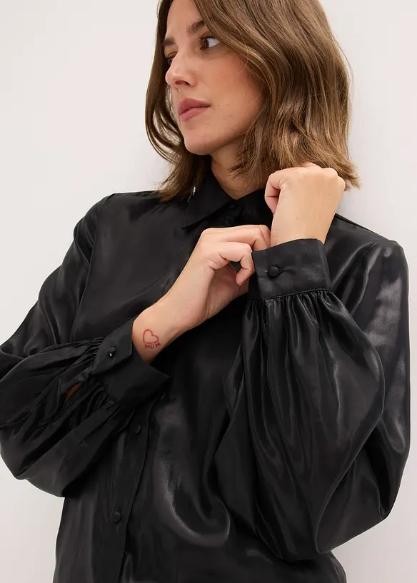 Skjortblus i glänsande satin, bonprix