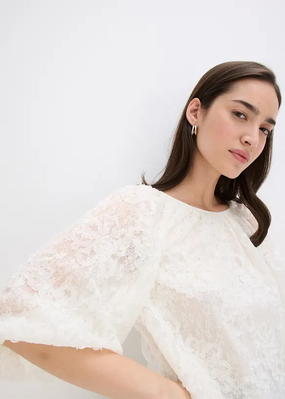 Dra på-blus med blommönstrad struktur, bonprix