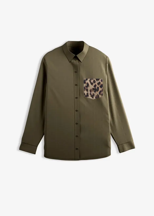 Oversize-skjorta med kontrasterande ficka, bonprix