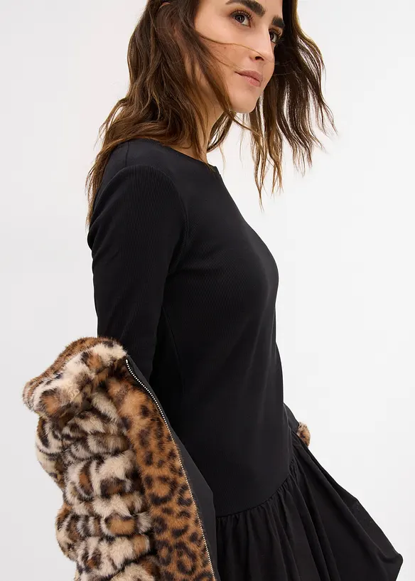 Trikåklänning med ballongformad kjoldel, bonprix