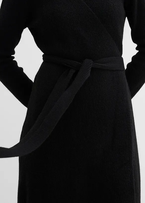 Stickad mammaklänning i omlottmodell, bonprix