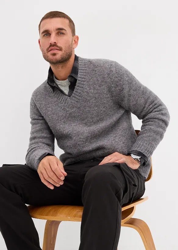 Grovstickad tröja i lättskött material, bonprix