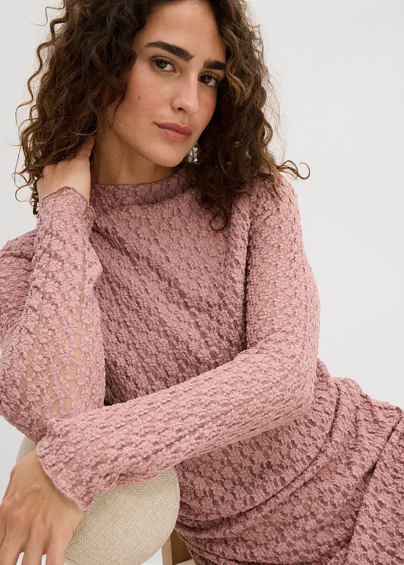 Spetskl&auml;nning med flikig nederkant, bonprix