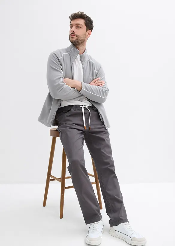 Stretchig dra på-byxa, normal passform, raka ben, bonprix