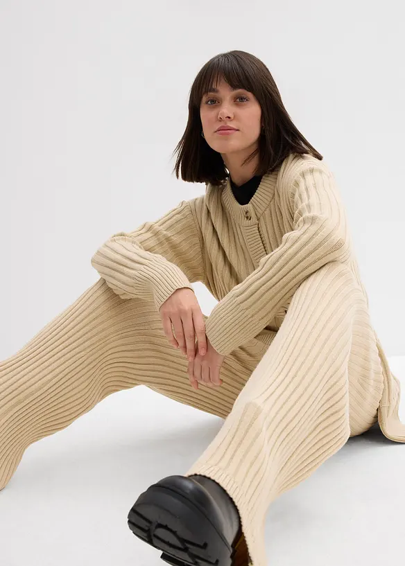 Stickad byxa i mjuk viskosmix, bonprix