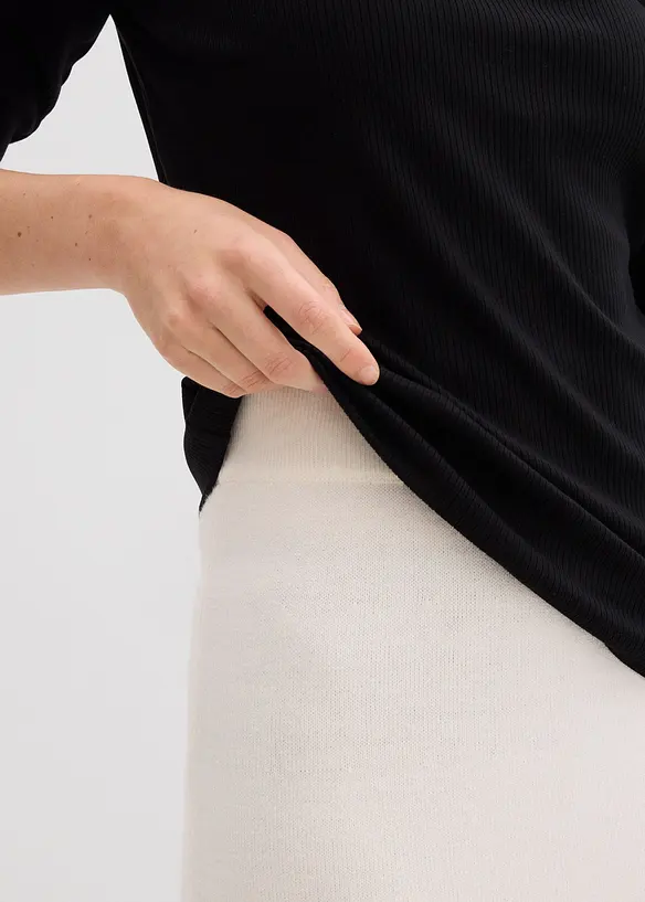 Ribbstickad topp av mjuk viskosmix, bonprix