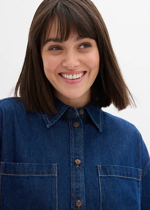 Jeansblus i oversizemodell av tjock bomullsdenim, bonprix