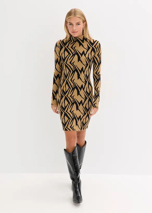 Stickad klänning i figurnära modell med ståkrage, bonprix