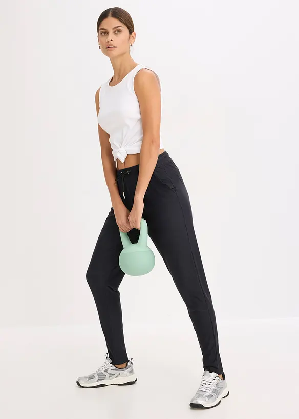 Supermjuk träningsbyxa, snabbtorkande, bonprix