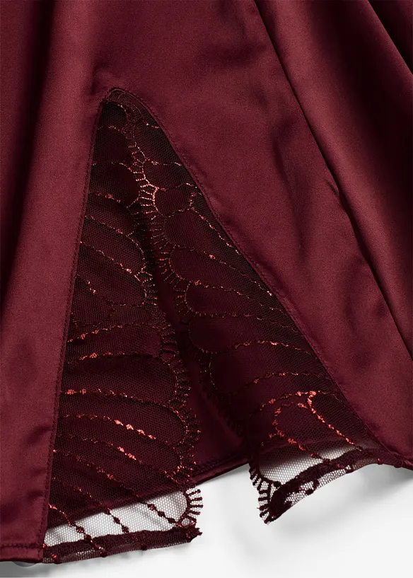 Negligé i satin med elegant broderi, bonprix