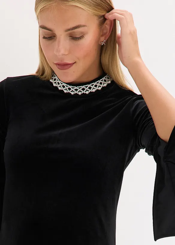 Miniklänning i följsam sammet, bonprix