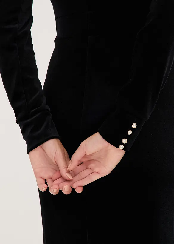 Mellanlång klänning i följsam sammet, bonprix