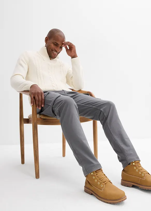 Stretchig cargobyxa med bomull, normal passform, raka ben, bonprix