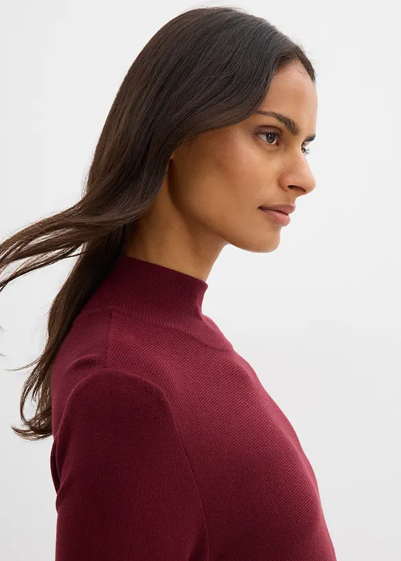 Stickad kl&auml;nning med A-linje av viskosmix, bonprix