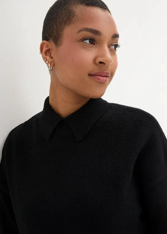 Oversizetr&ouml;ja med krage och slits i sidan, bonprix