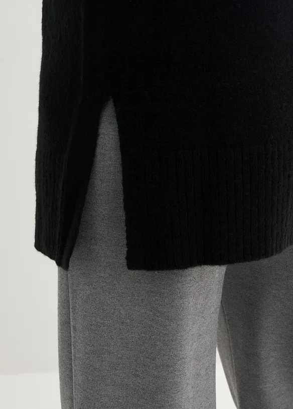 Oversizetr&ouml;ja med krage och slits i sidan, bonprix