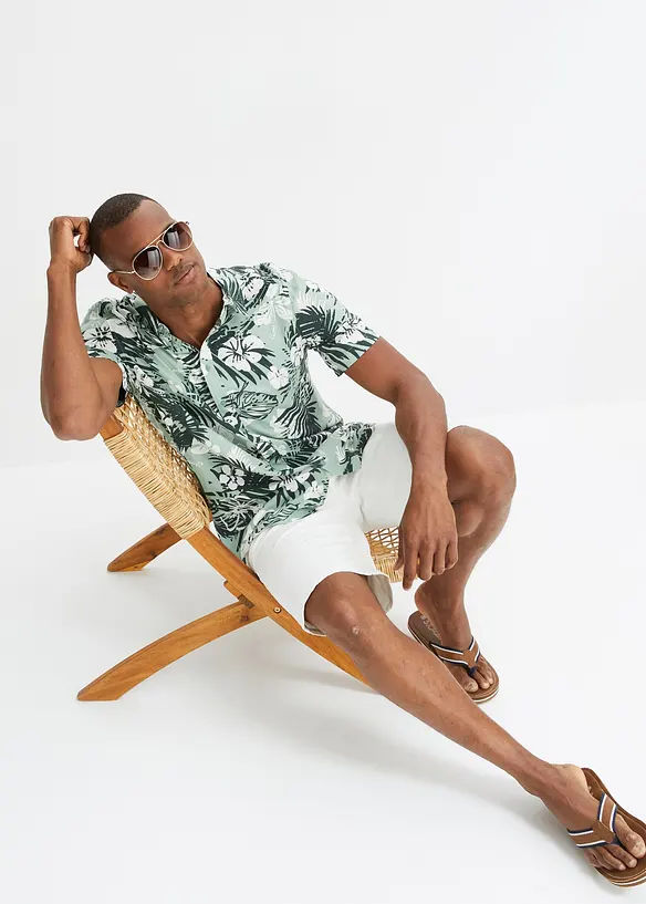 Kortärmad viskosskjorta, bonprix