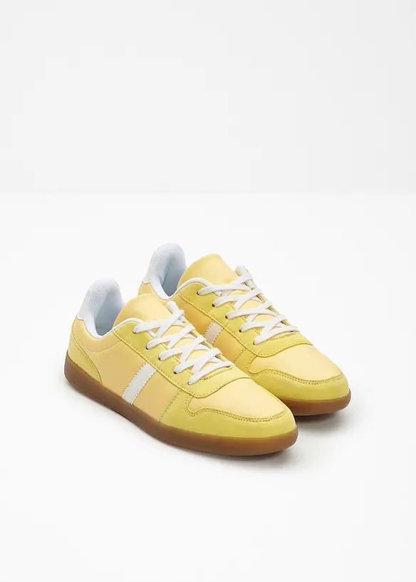 Sneakers med retrolook, bonprix