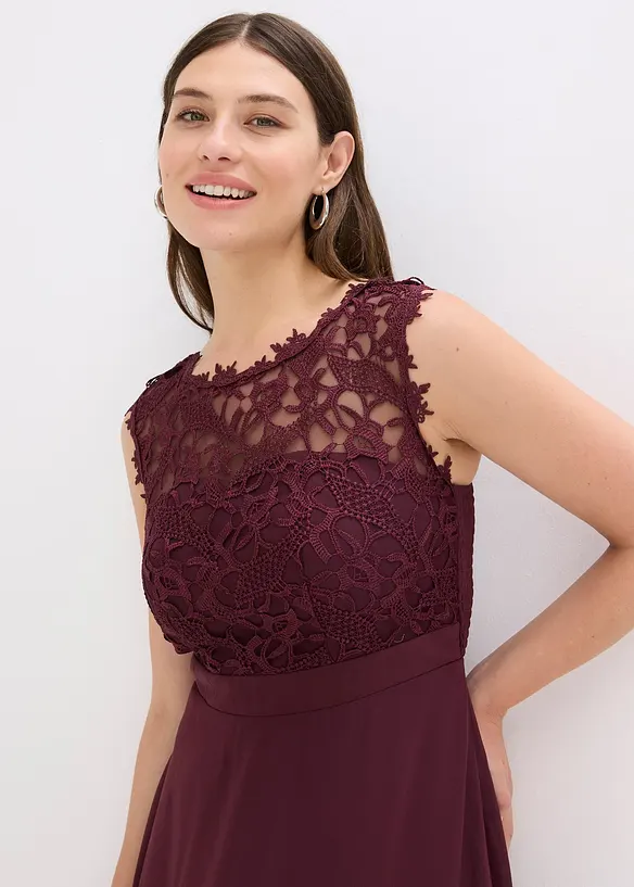 L&aring;ng aftonkl&auml;nning med spets, bonprix