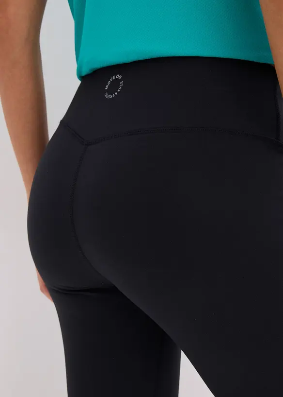Formande sportleggings i stabilt material, bonprix