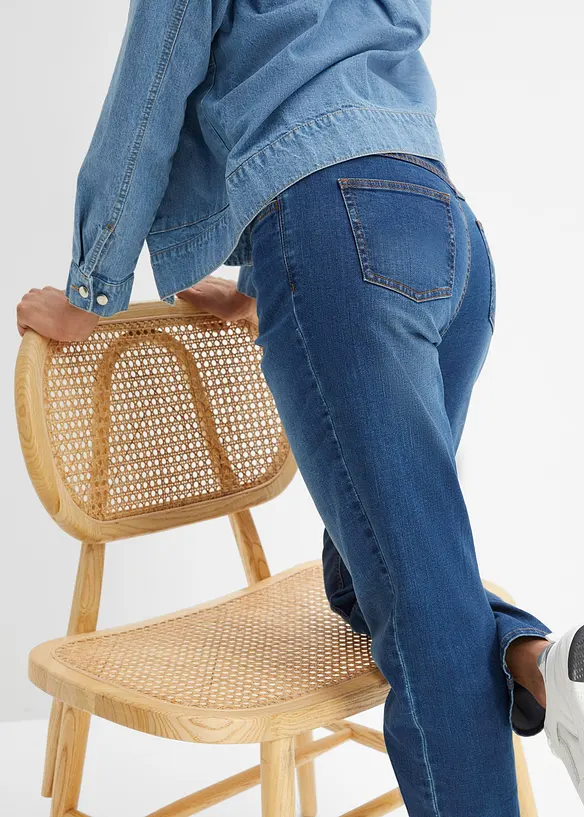 Stretchiga mom jeans med h&ouml;g midja, bonprix