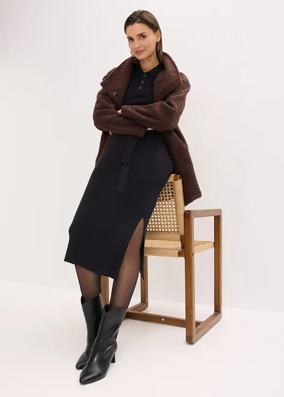 Ribbstickad kl&auml;nning av viskosmix, bonprix