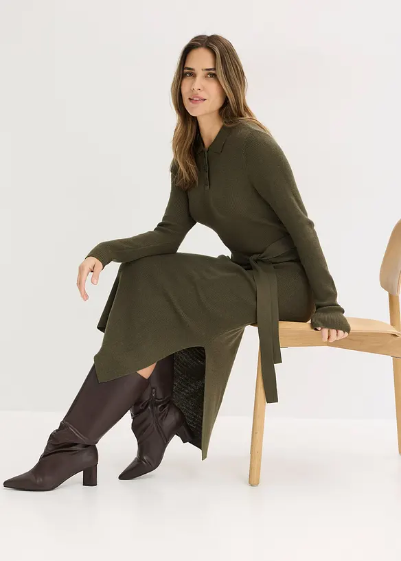 Ribbstickad kl&auml;nning av viskosmix, bonprix