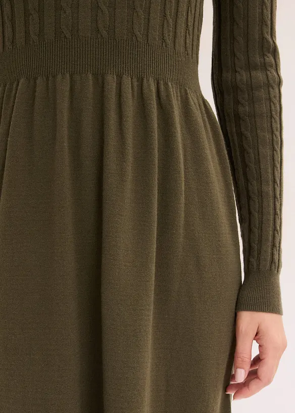 Stickad kl&auml;nning i viskosmix, bonprix