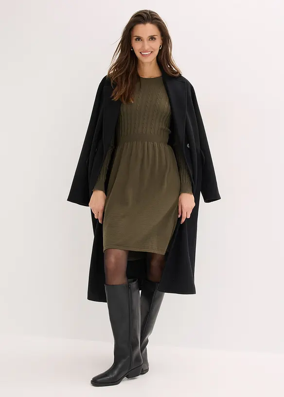 Stickad kl&auml;nning i viskosmix, bonprix