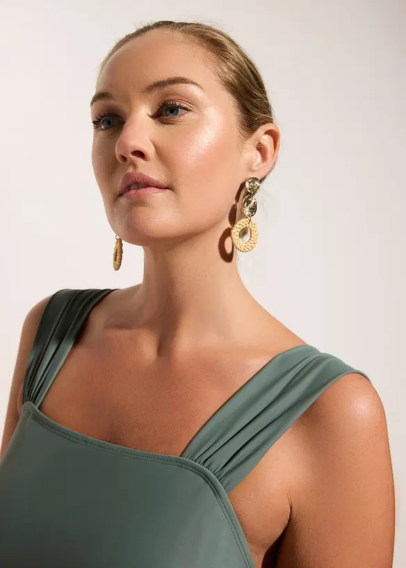 Baddr&auml;kt med medelh&ouml;g formande effekt och breda axelband, bonprix