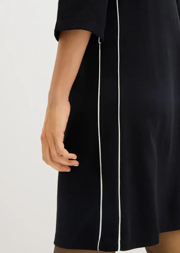 Trik&aring;kl&auml;nning i ekologisk bomull med kontrasterande passpoaler, bonprix