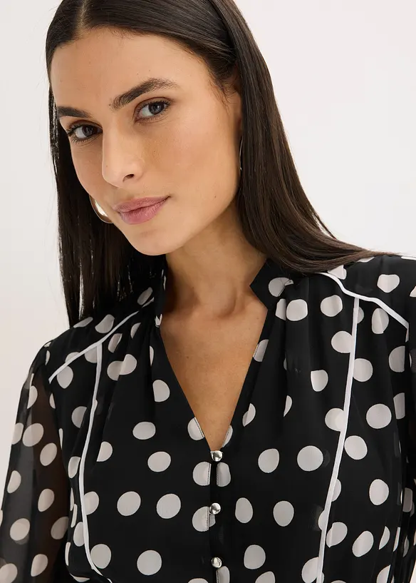 M&ouml;nstrad chiffongkl&auml;nning med kontrasterande passpoaler, bonprix