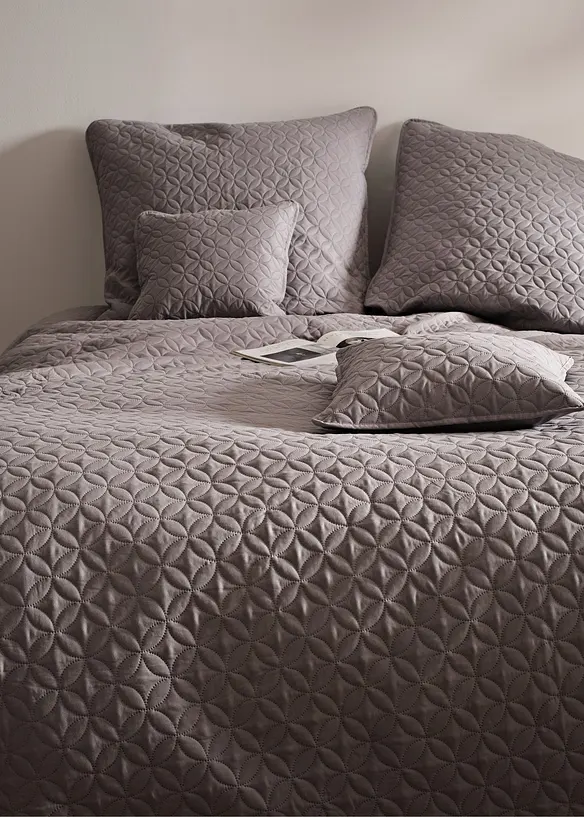 &Ouml;verkast med kviltning, bonprix