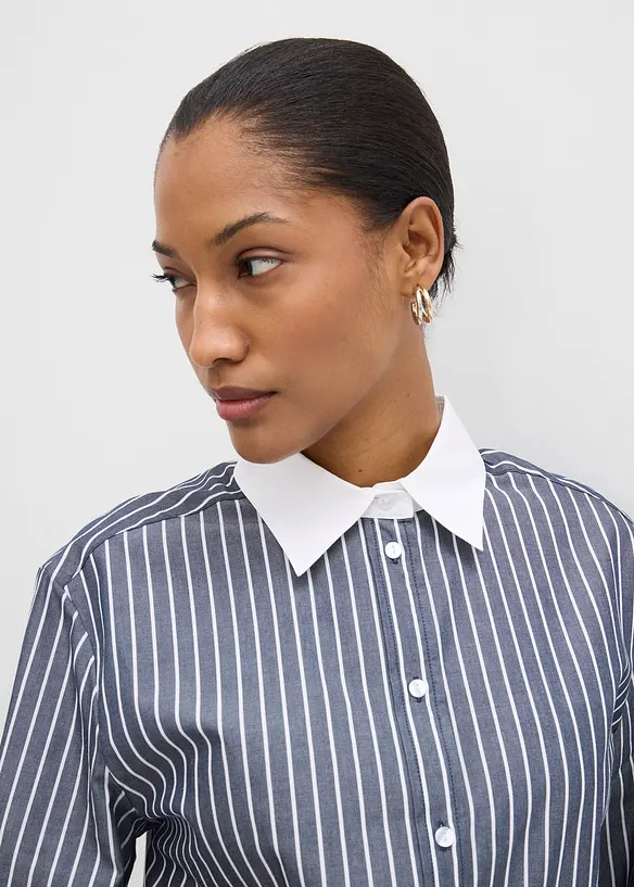 Blus i oversizemodell av bomull, bonprix