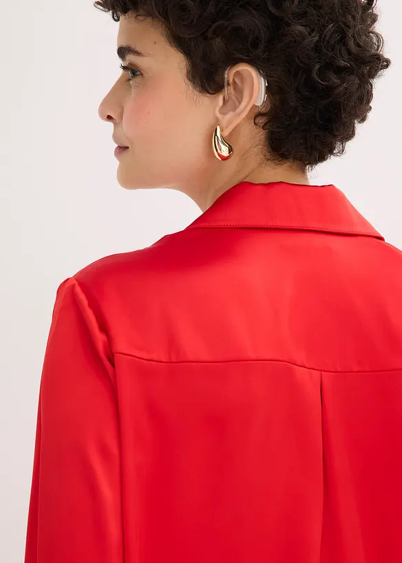 Satinblus med krage och slag, bonprix