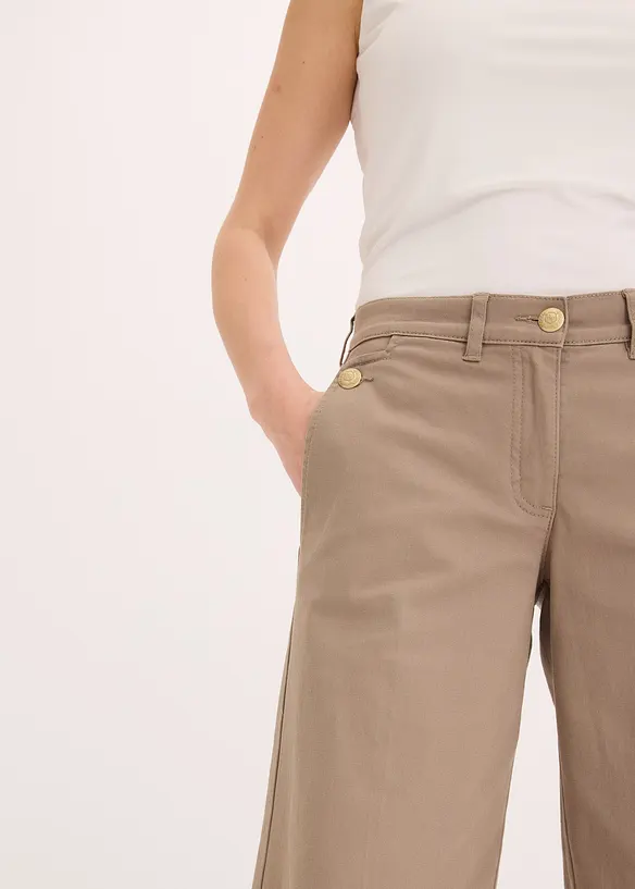 Stretchbyxa med vida ben, bonprix