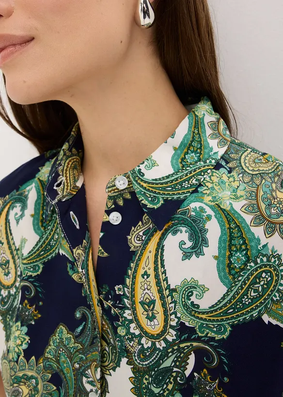 M&ouml;nstrad blus av viskos med mjukt fall, bonprix