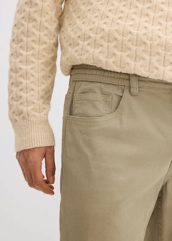 Stretchbyxa i Relaxed Fit med bekv&auml;m midja, Straight, bonprix