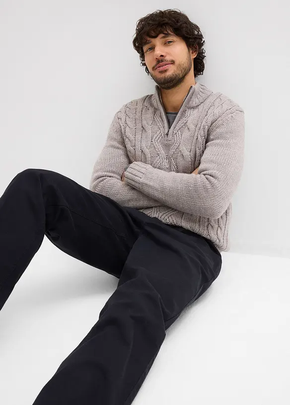 Stretchbyxa med bekv&auml;m midja, avslappnad passform, raka ben, bonprix