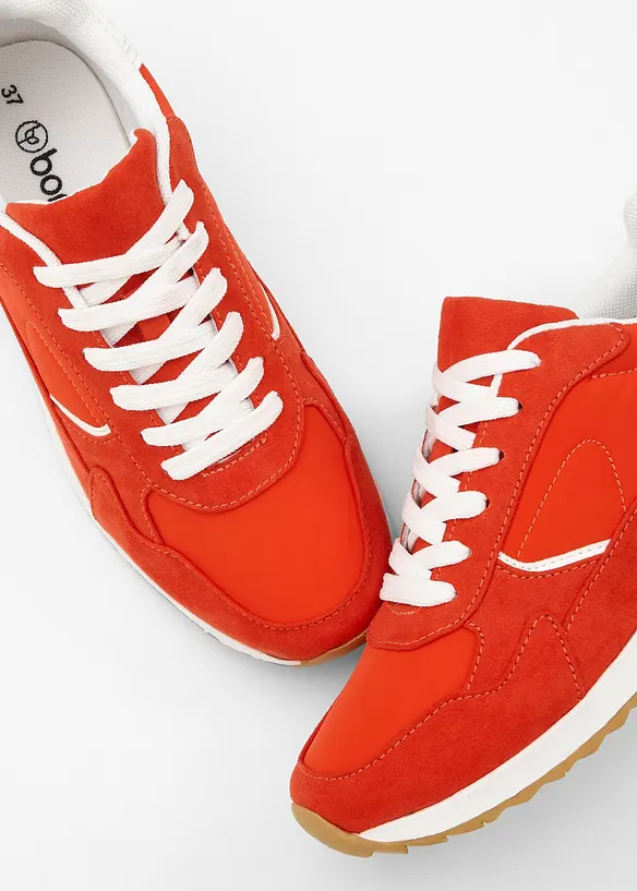 Sneakers med retrolook, bonprix