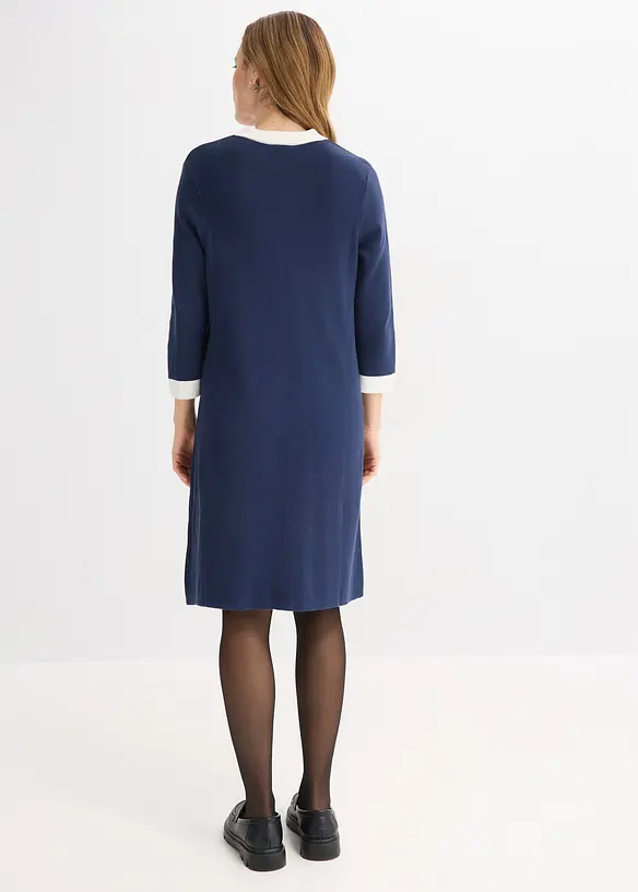 Stickad kl&auml;nning, bonprix