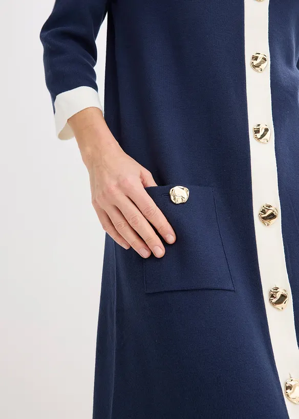 Stickad kl&auml;nning, bonprix